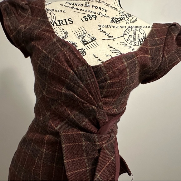 Gorgeous Burgundy Plaid Nanette Lepore Dress Size 4 - Picture 2 of 6
